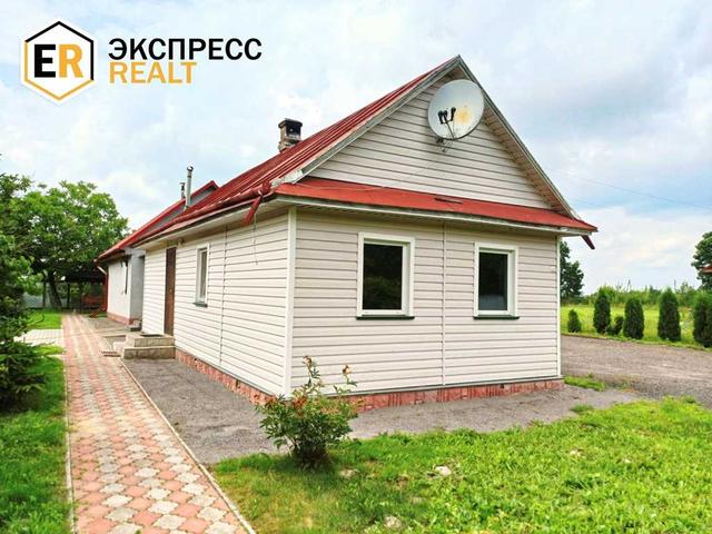 Предлагается к продаже одноквартирный жилой дом в пригороде Кобрина. Д